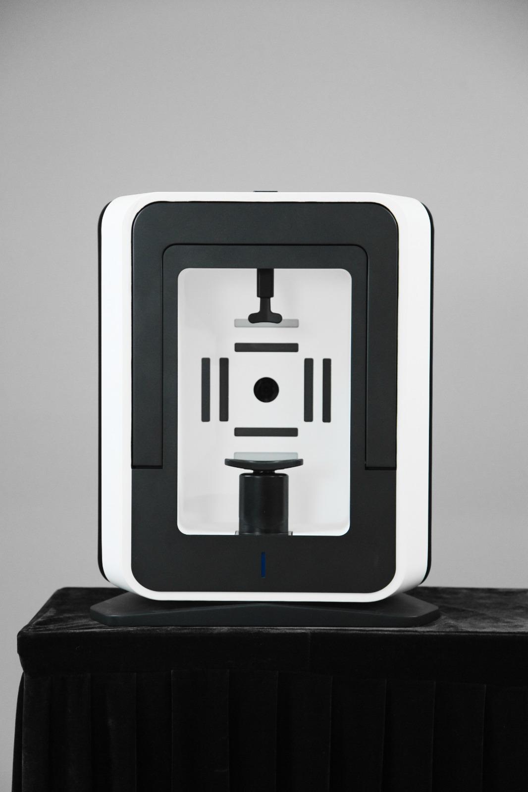 MediLine Bőrelemző Gép 10 különböző funkcióval 2026